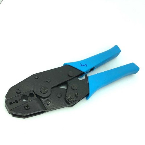 Pinza crimpatrice esagonale